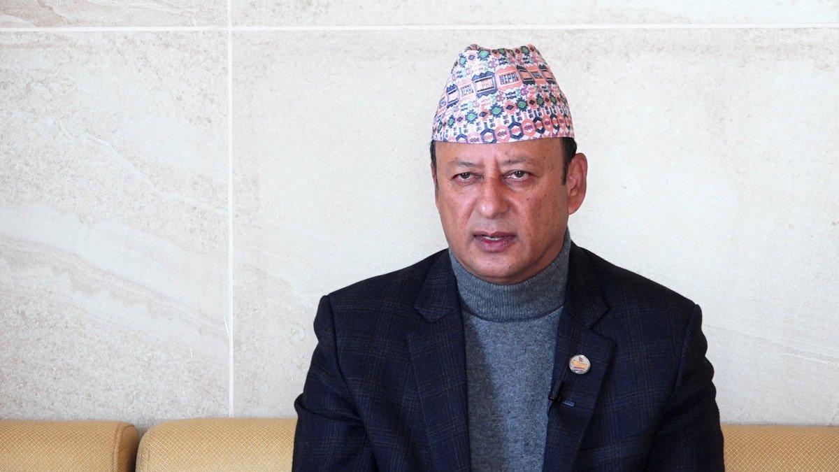 सर्वोच्चको आदेशपछि दीपक खड्का अस्पतालबाट डिस्चार्ज
