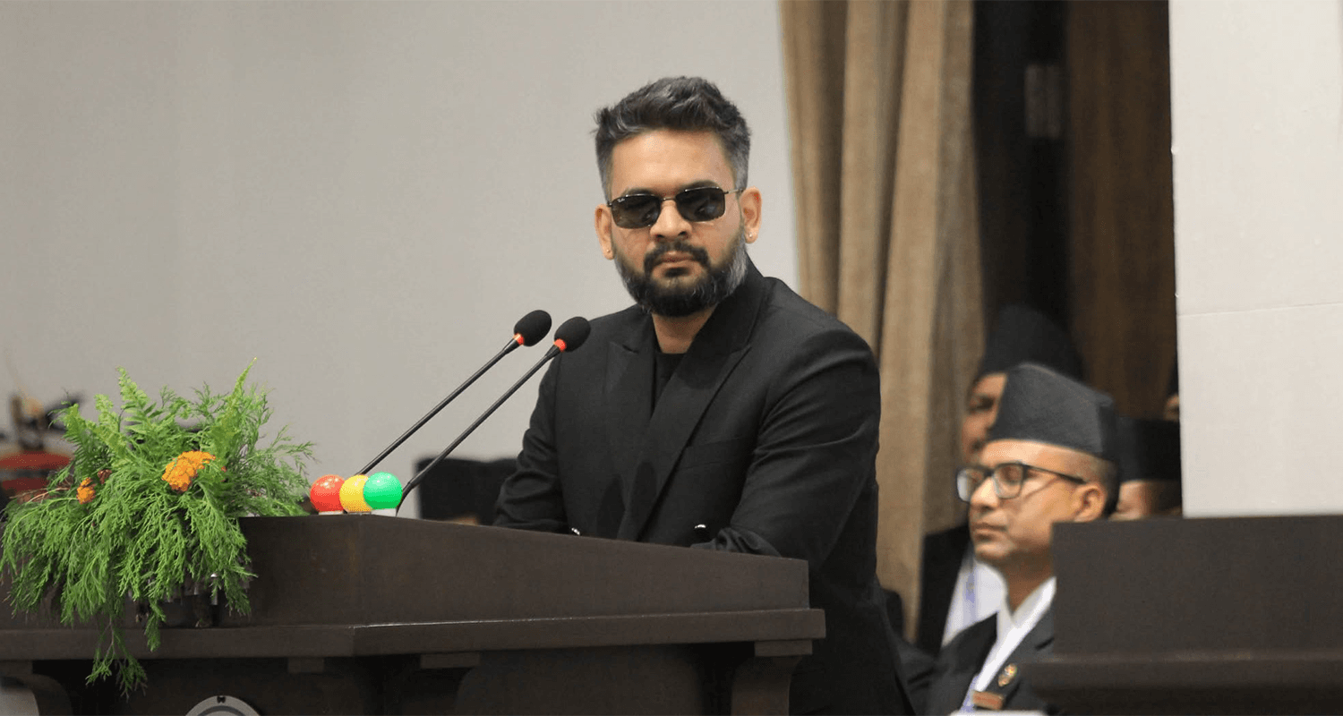 सांसदका प्रश्नको जवाफ दिन प्रधानमन्त्री बालेन शाह रोष्टममा